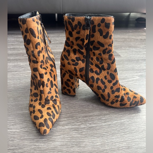 Topshop Brown Leopard Print Heeled Boots - Picture 2 of 4